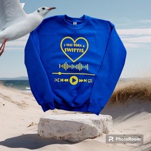 Taylor Swift sweatshirt